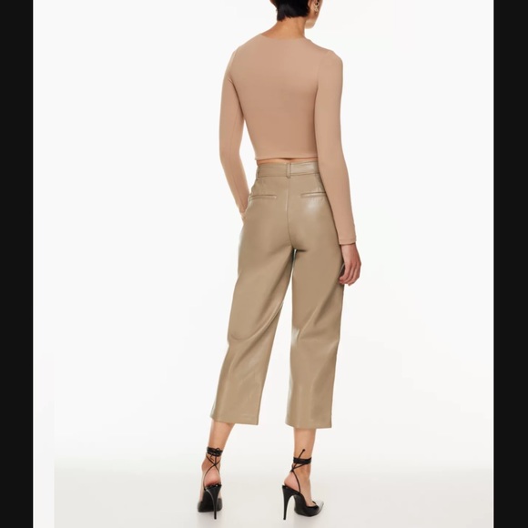 *SOLD* EUC Aritzia Command Pant - Picture 1 of 6